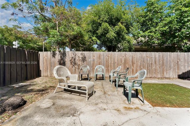 9646 SW 151st Ave 1, Miami, FL 33196