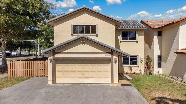 9646 SW 151st Ave 1, Miami, FL 33196