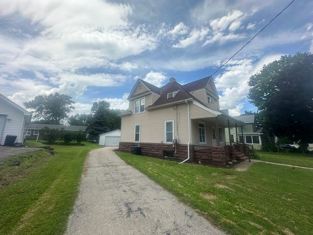 503 Portland Avenue, Morrison, IL 61270