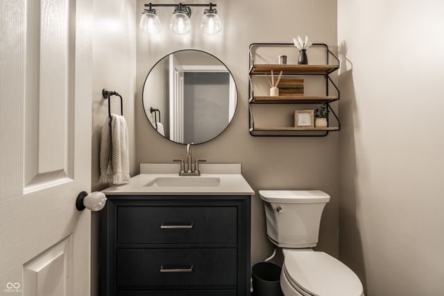 9091 Iris Lane, Zionsville, IN 46077