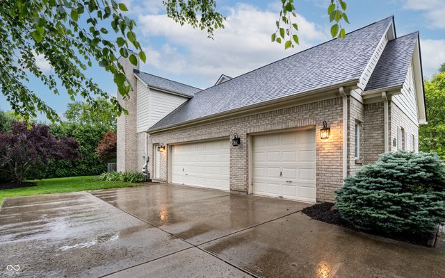 9091 Iris Lane, Zionsville, IN 46077