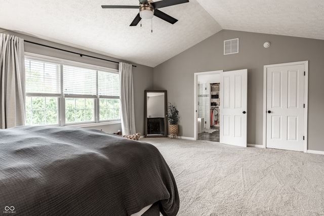 9091 Iris Lane, Zionsville, IN 46077