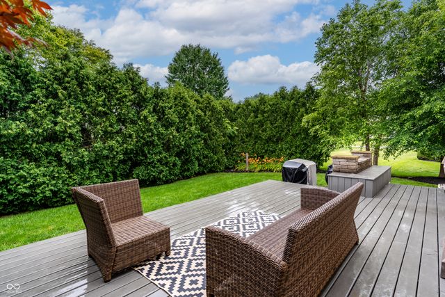 9091 Iris Lane, Zionsville, IN 46077