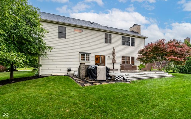 9091 Iris Lane, Zionsville, IN 46077