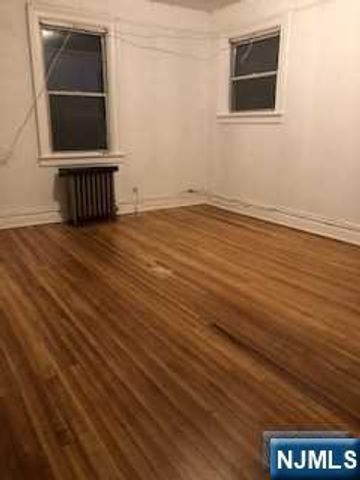 56 Herzog Place, Englewood, NJ 07631