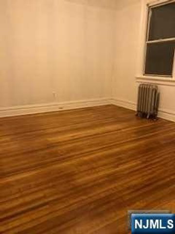 56 Herzog Place, Englewood, NJ 07631