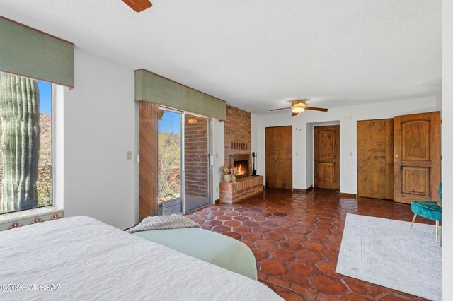 1977 N Placita La Zarca, Tucson, AZ 85745