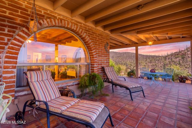 1977 N Placita La Zarca, Tucson, AZ 85745