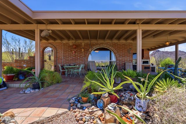 1977 N Placita La Zarca, Tucson, AZ 85745