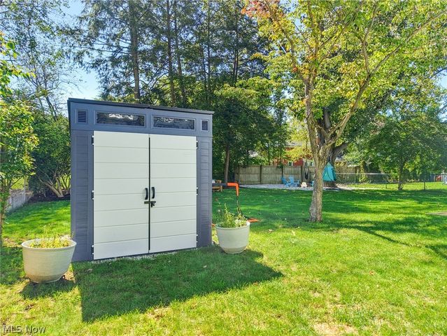 594 Megglen Avenue, Akron, OH 44303