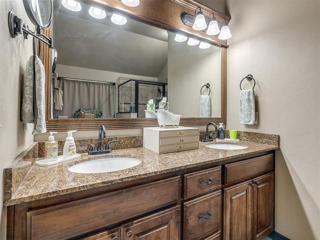 4916 SW 126th Street, Oklahoma City, OK 73173