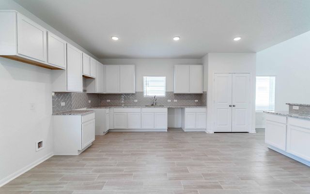 1225 Agnus GRV, Seguin, TX 78155