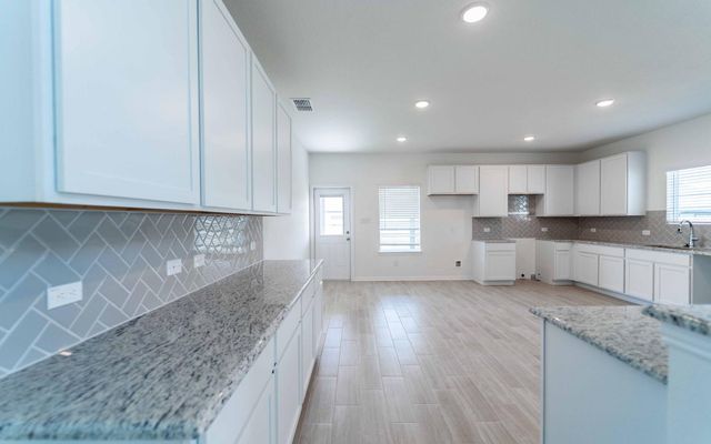 1225 Agnus GRV, Seguin, TX 78155