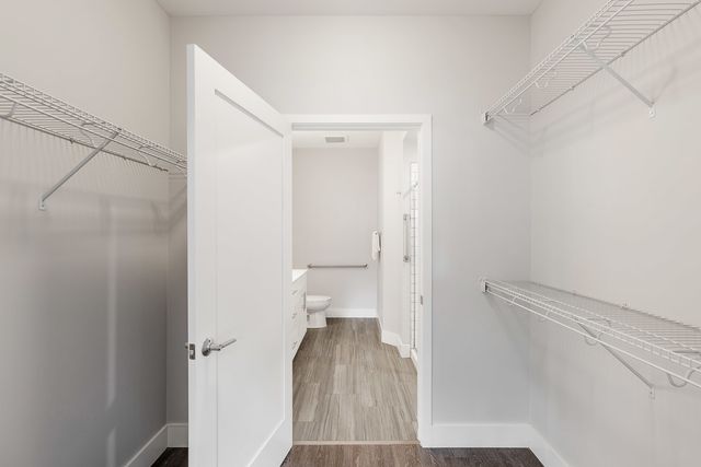 101 W Liberty Street 102, Barrington, IL 60010