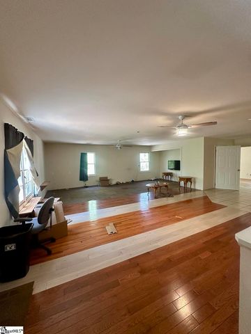 4124 Sc-414 Highway, Landrum, SC 29651