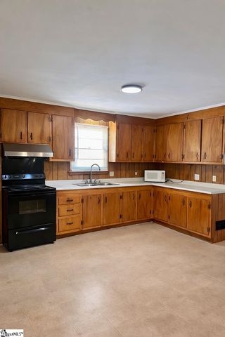 4124 Sc-414 Highway, Landrum, SC 29651