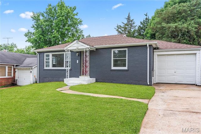 1937 N Hanley Road, St Louis, MO 63114