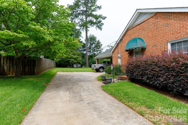 2057 Hempstead Road, Rock Hill, SC 29732