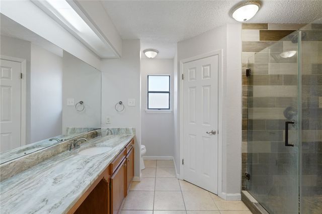 1809 Live Oak Dr, Portland, TX 78374