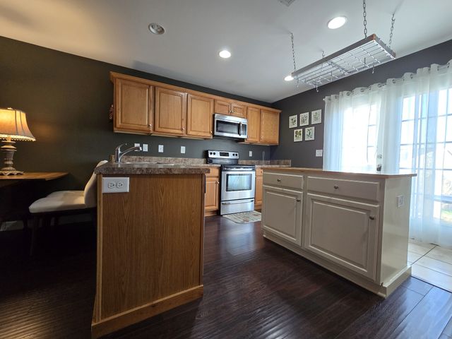 610 Bradburn Village Cir, Antioch, TN 37013