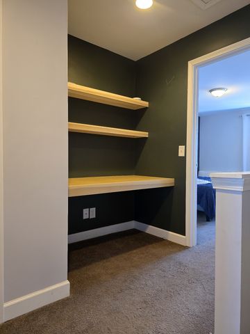 610 Bradburn Village Cir, Antioch, TN 37013