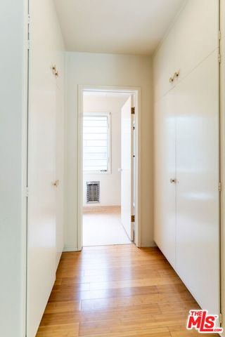 2352 Duane Street, Los Angeles, CA 90039