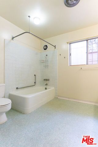 2352 Duane Street, Los Angeles, CA 90039