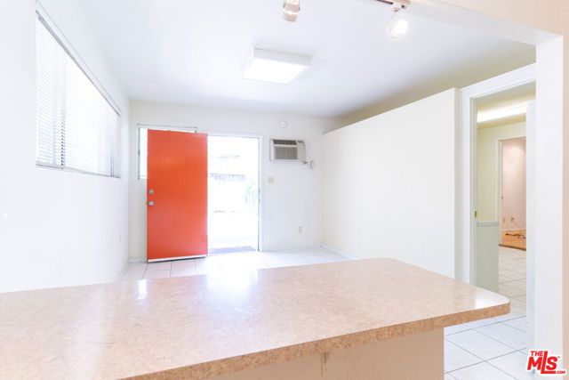 2352 Duane Street, Los Angeles, CA 90039