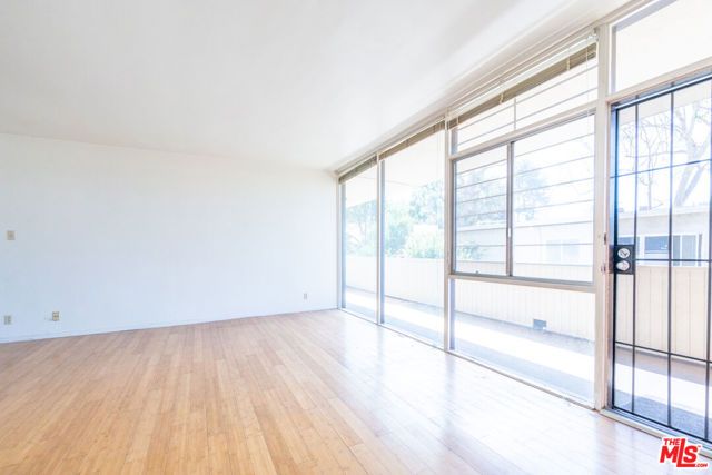 2352 Duane Street, Los Angeles, CA 90039