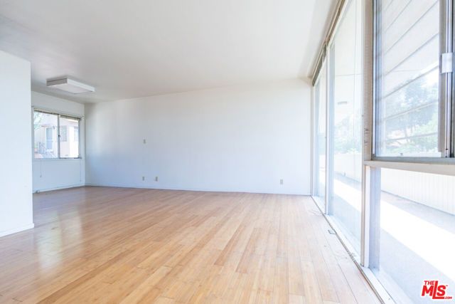 2352 Duane Street, Los Angeles, CA 90039