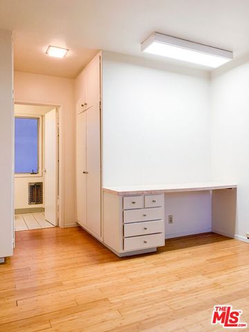2352 Duane Street, Los Angeles, CA 90039