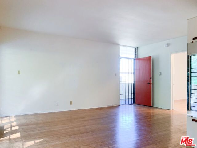 2352 Duane Street, Los Angeles, CA 90039