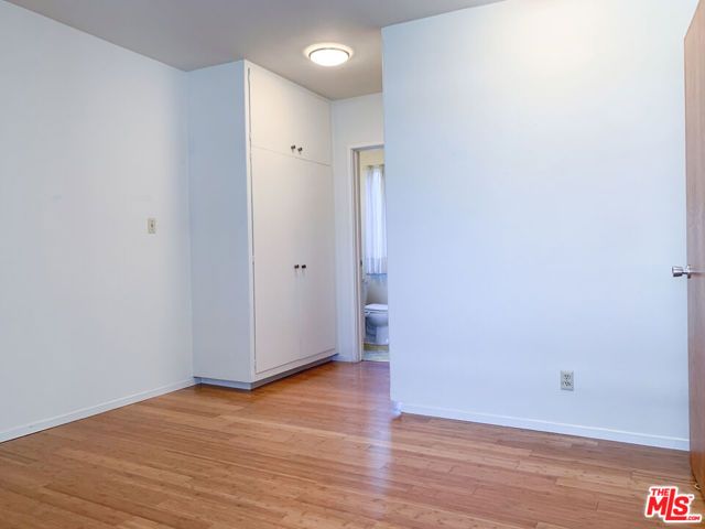 2352 Duane Street, Los Angeles, CA 90039