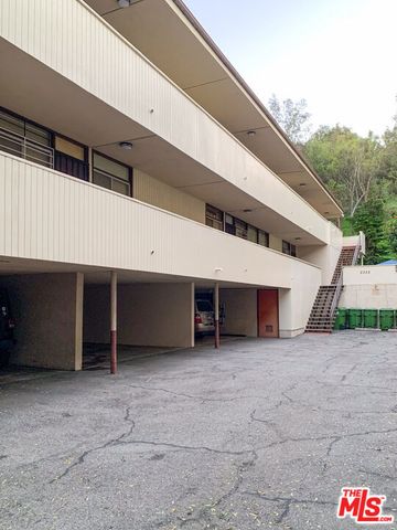 2352 Duane Street, Los Angeles, CA 90039
