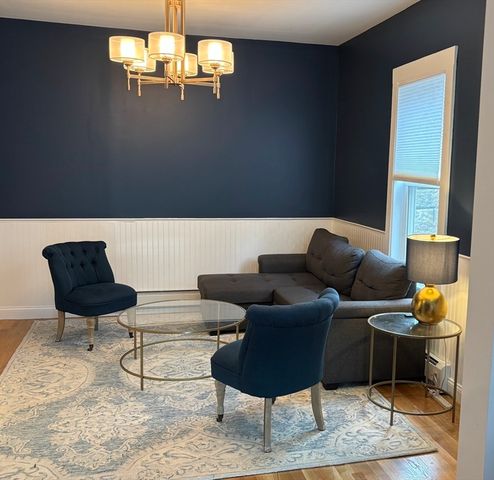 19 Brinsley St, Quincy, MA 02169