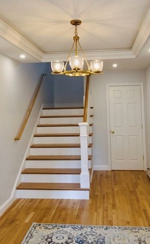 19 Brinsley St, Quincy, MA 02169