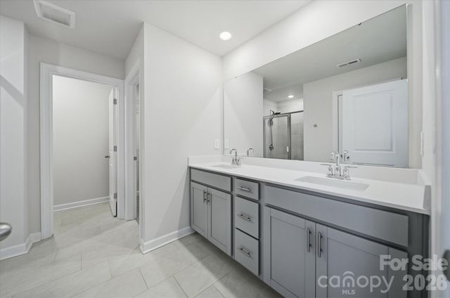 1302 31st Street NE, Conover, NC 28613