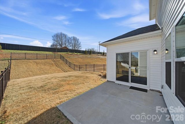 1302 31st Street NE, Conover, NC 28613