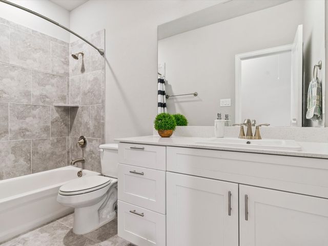 12767 Royal Oaks Lane, Farmers Branch, TX 75234