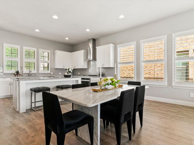 12767 Royal Oaks Lane, Farmers Branch, TX 75234