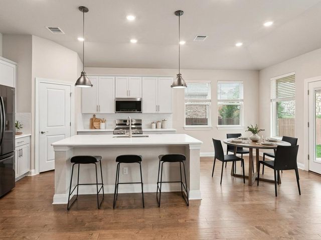 1113 Highwater DR, Georgetown, TX 78628