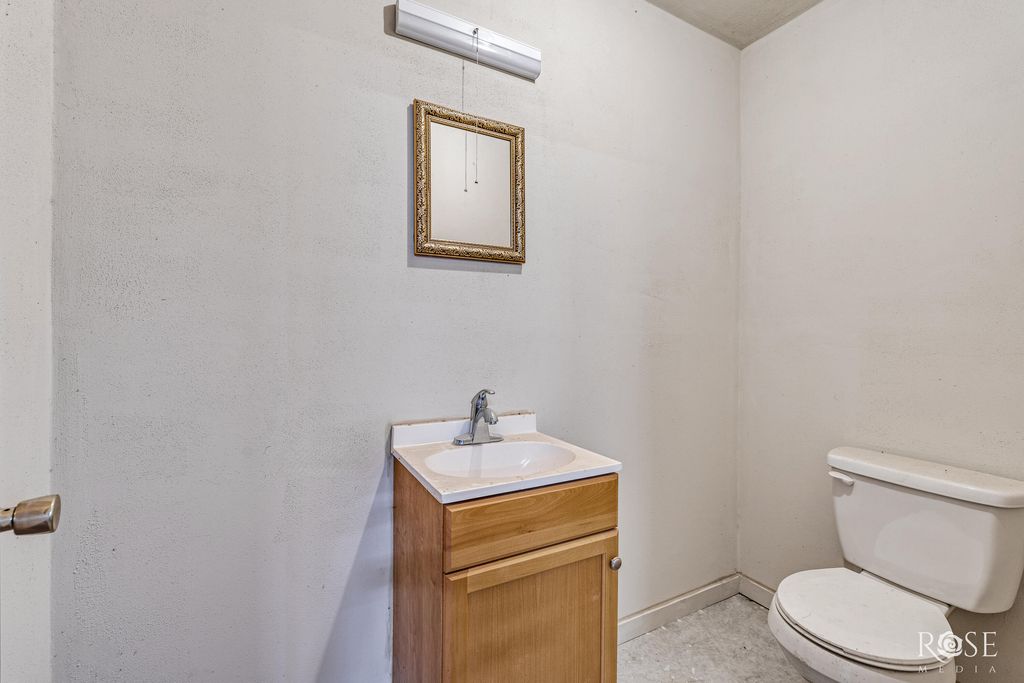 Image 35 of property listing at 6343 County Road 101, Mertzon, TX 76941
