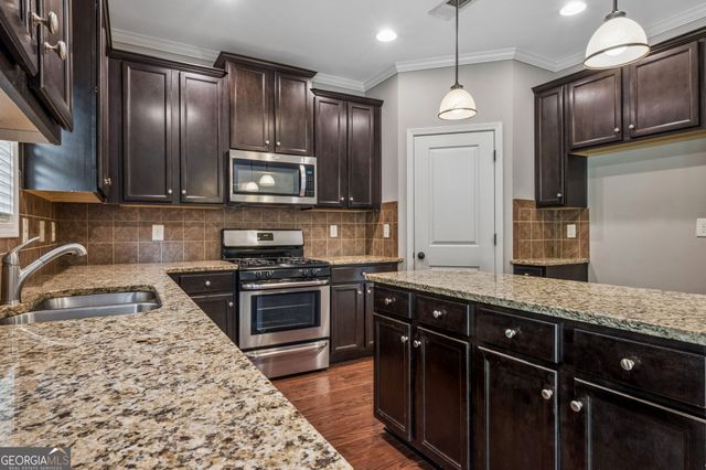 4327 Chesterfield Court, Buford, GA 30518