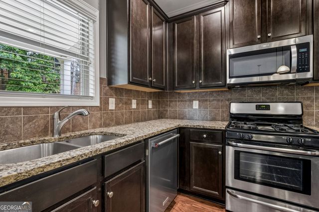 4327 Chesterfield Court, Buford, GA 30518