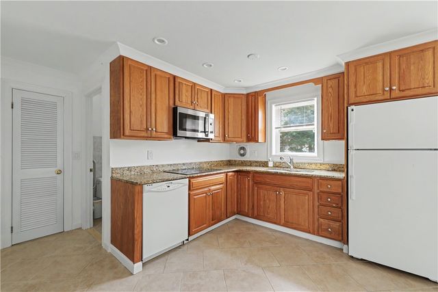 70 Carroll Avenue 1209, Newport, RI 02840