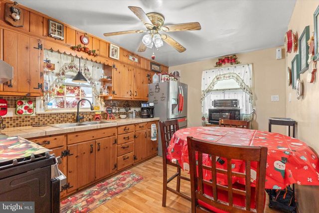 376 PENNSYLVANIA AVE, York, PA 17404