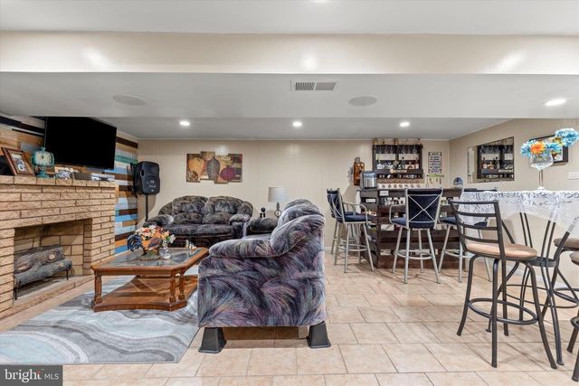 376 PENNSYLVANIA AVE, York, PA 17404