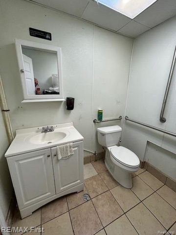 18035 Conant Street, Detroit, MI 48234