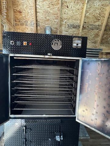 18035 Conant Street, Detroit, MI 48234