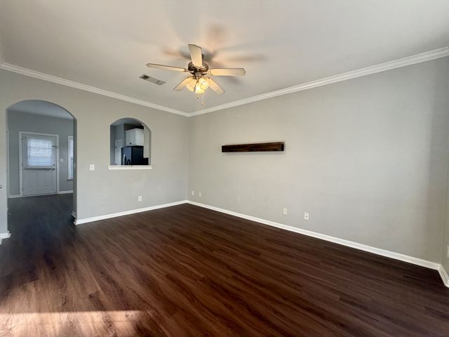 906 Cashmere Dr, Thompsons Station, TN 37179